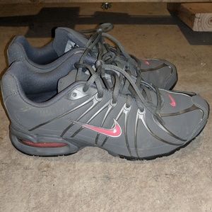 Size 8 grey and pink Nike